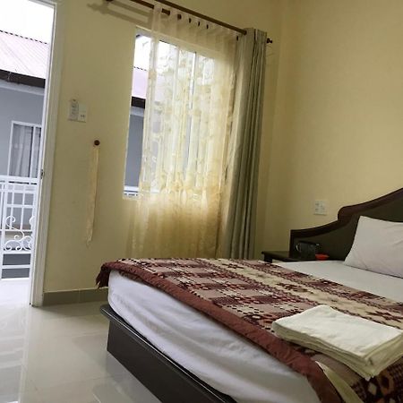 Phuong Hong Guesthouse Đà Lạt Exterior foto