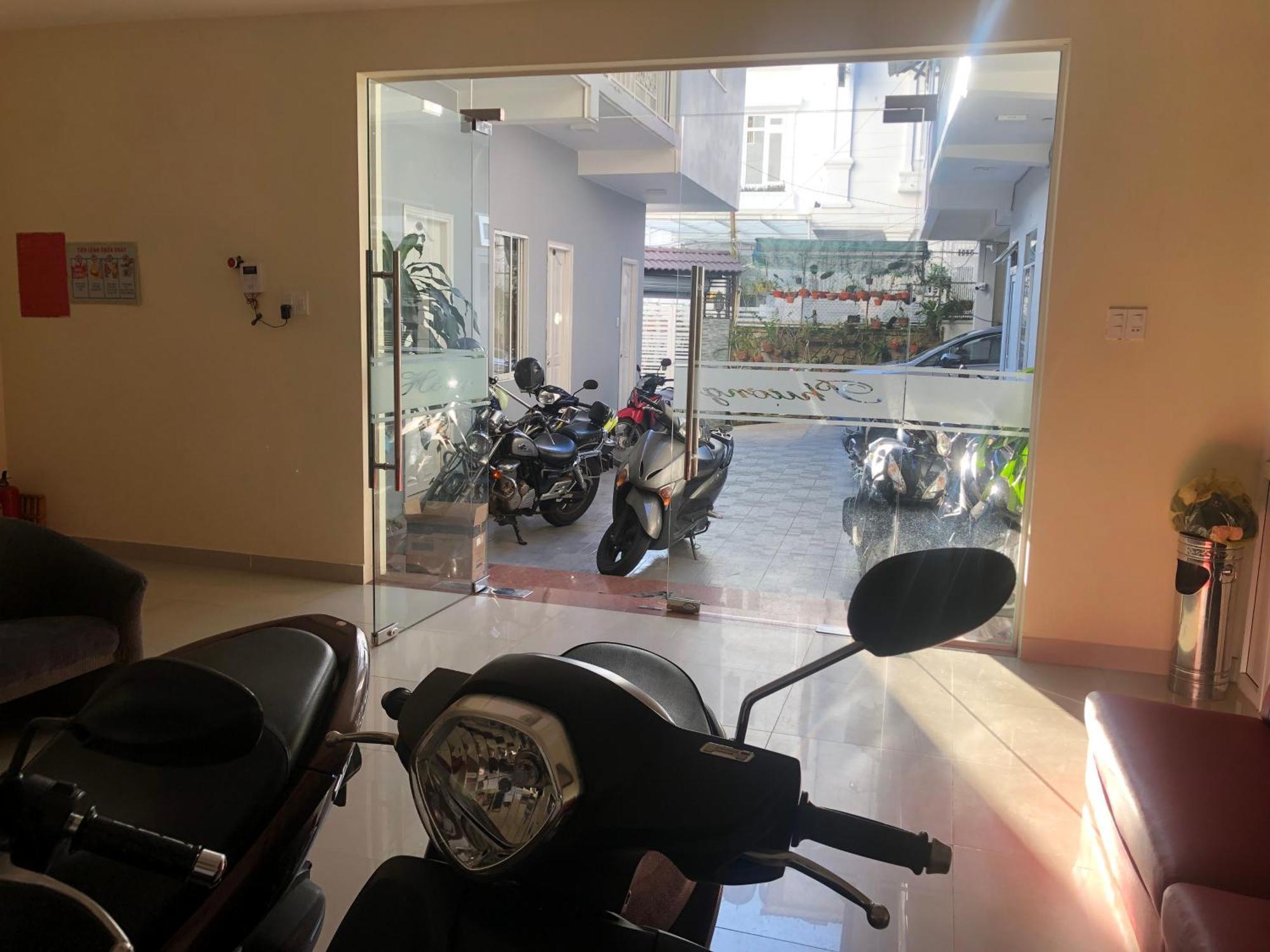 Phuong Hong Guesthouse Đà Lạt Exterior foto